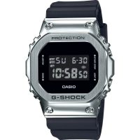   Unisex karóra Casio G-Shock GM-5600-1ER MOST 141584 HELYETT 115781 Ft-ért!