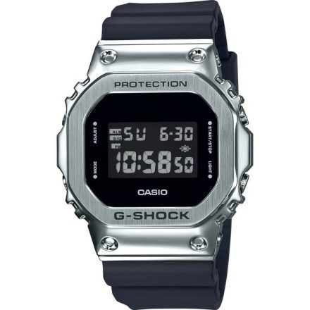 Unisex karóra Casio G-Shock GM-5600-1ER MOST 141584 HELYETT 115781 Ft-ért!