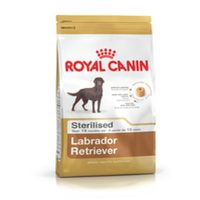   Takarmány Royal Canin Labrador Retriever Sterilised 12 kg Felnőtt Kukorica madarak 20-40 Kg MOST 63692 HELYETT 49019 Ft-ért!